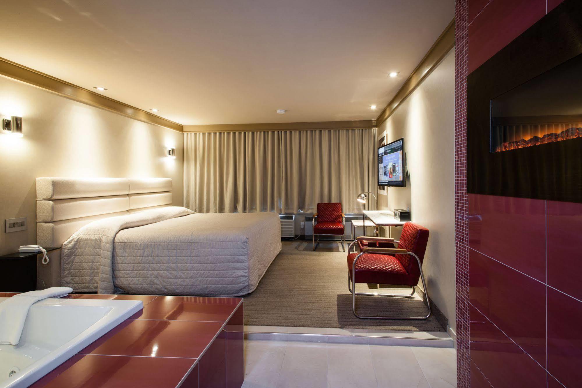 Le Chabrol Hotel & Suites Montreal Ngoại thất bức ảnh